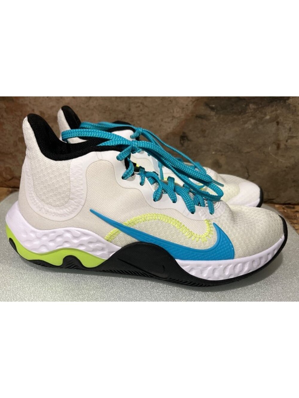 Nike Renew Elevate Basketball Sneakers CK2669-102 White/Blue/Yellow Mens Size 6